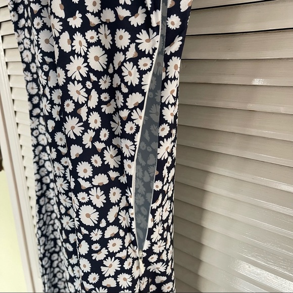 Flower Long Dress Size Large - Picture 11 of 15